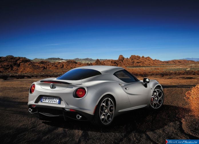 2014 Alfa Romeo 4C - фотография 41 из 128 2014 Alfa Romeo 4C - фотография 41 из 128
