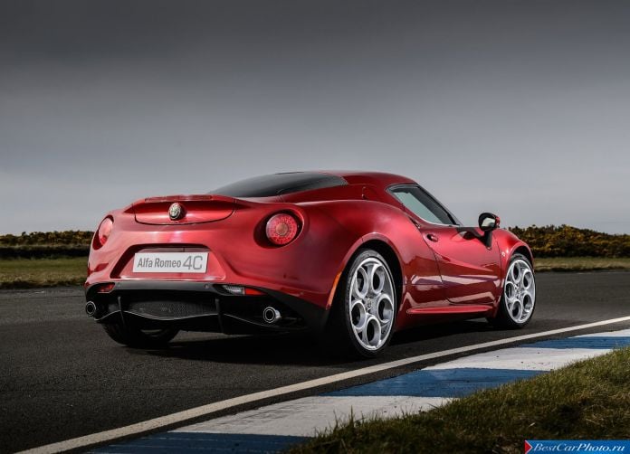 2014 Alfa Romeo 4C - фотография 44 из 128 2014 Alfa Romeo 4C - фотография 44 из 128