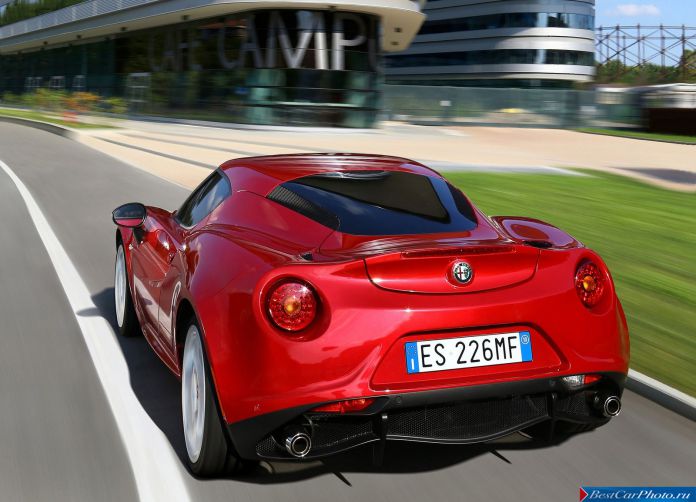 2014 Alfa Romeo 4C - фотография 50 из 128