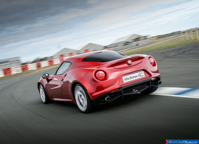 2014 Alfa Romeo 4C - фотография 54 из 128
