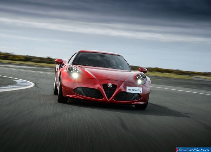 2014 Alfa Romeo 4C - фотография 60 из 128 2014 Alfa Romeo 4C - фотография 60 из 128