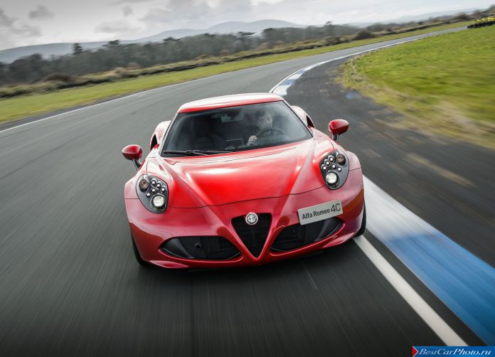 2014 Alfa Romeo 4C - фотография 63 из 128 2014 Alfa Romeo 4C - фотография 63 из 128