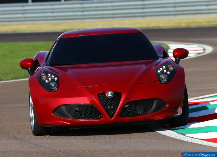 2014 Alfa Romeo 4C - фотография 67 из 128 2014 Alfa Romeo 4C - фотография 67 из 128