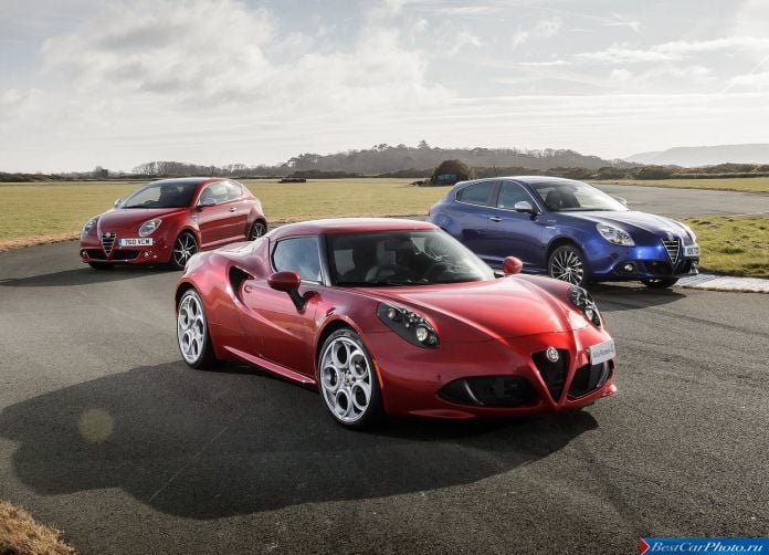 2014 Alfa Romeo 4C - фотография 75 из 128 2014 Alfa Romeo 4C - фотография 75 из 128