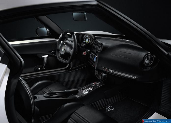2014 Alfa Romeo 4C - фотография 91 из 128