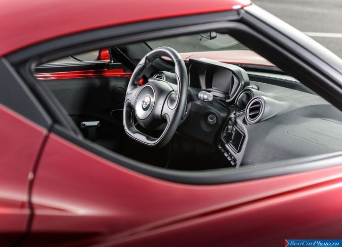 2014 Alfa Romeo 4C - фотография 101 из 128
