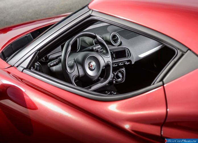 2014 Alfa Romeo 4C - фотография 103 из 128