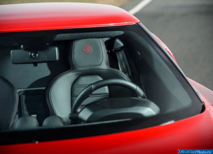 2014 Alfa Romeo 4C - фотография 104 из 128