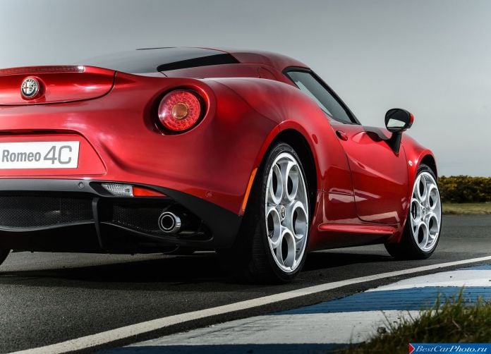 2014 Alfa Romeo 4C - фотография 108 из 128