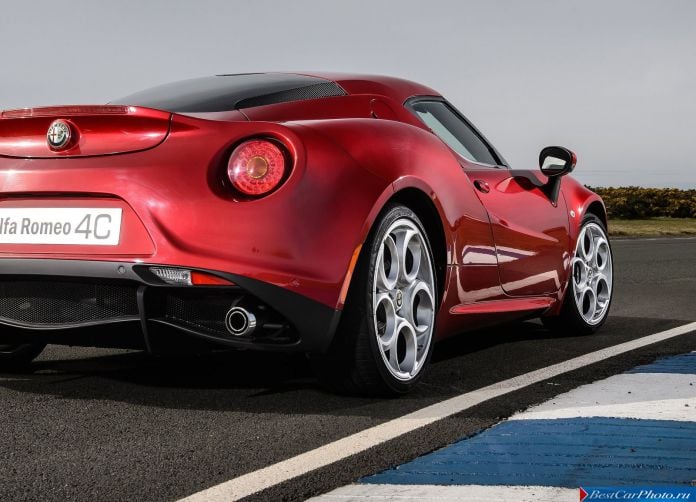 2014 Alfa Romeo 4C - фотография 109 из 128