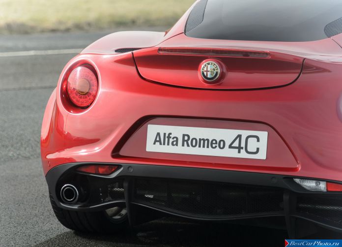 2014 Alfa Romeo 4C - фотография 115 из 128