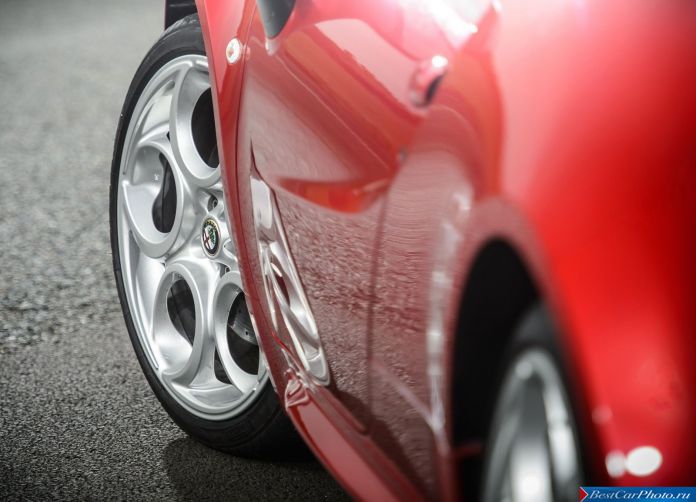2014 Alfa Romeo 4C - фотография 119 из 128