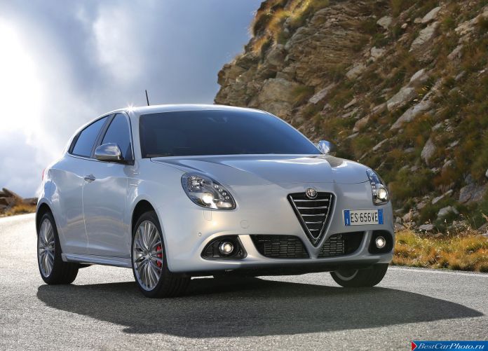 2014 Alfa Romeo Giulietta - фотография 5 из 54 2014 Alfa Romeo Giulietta - фотография 5 из 54