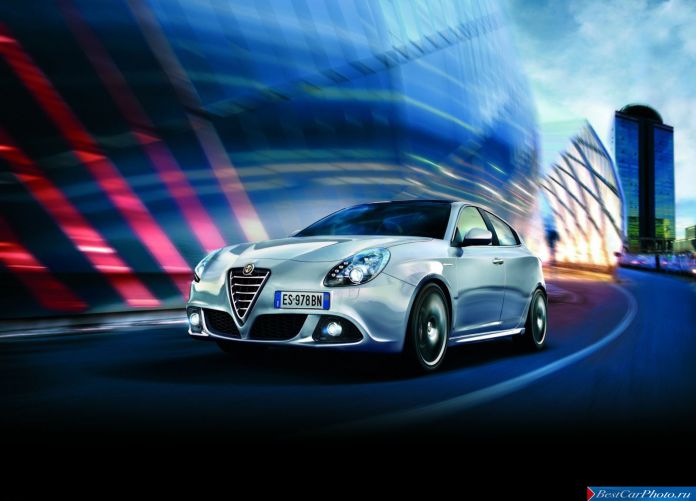 2014 Alfa Romeo Giulietta - фотография 7 из 54 2014 Alfa Romeo Giulietta - фотография 7 из 54