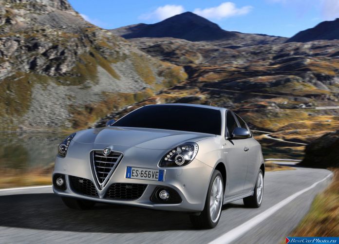 2014 Alfa Romeo Giulietta - фотография 11 из 54 2014 Alfa Romeo Giulietta - фотография 11 из 54