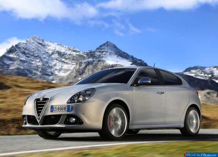 2014 Alfa Romeo Giulietta - фотография 20 из 54 2014 Alfa Romeo Giulietta - фотография 20 из 54