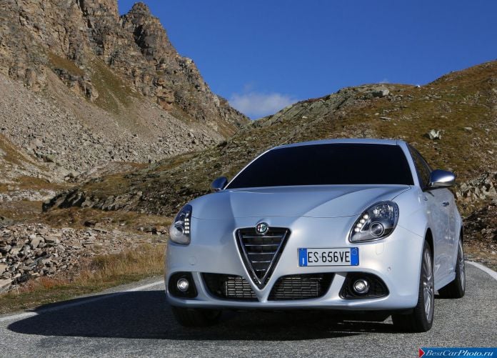 2014 Alfa Romeo Giulietta - фотография 25 из 54 2014 Alfa Romeo Giulietta - фотография 25 из 54
