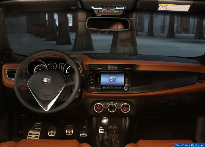 2014 Alfa Romeo Giulietta - фотография 43 из 54 2014 Alfa Romeo Giulietta - фотография 43 из 54
