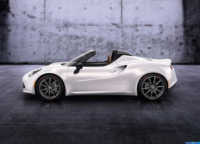 2014 Alfa Romeo 4C Spider Concept - фотография 3 из 6