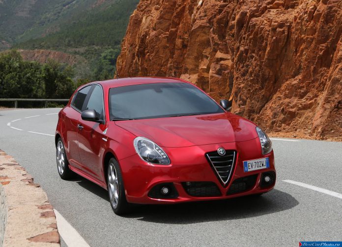 2014 Alfa Romeo Giulietta Quadrifoglio Verde - фотография 5 из 67