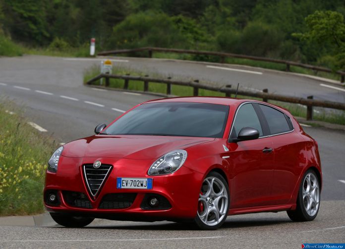 2014 Alfa Romeo Giulietta Quadrifoglio Verde - фотография 6 из 67 2014 Alfa Romeo Giulietta Quadrifoglio Verde - фотография 6 из 67