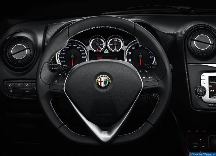 2014 Alfa Romeo MiTo Quadrifoglio Verde - фотография 40 из 53