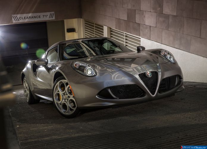 2015 Alfa Romeo 4C Coupe US-Version - фотография 6 из 94 2015 Alfa Romeo 4C Coupe US-Version - фотография 6 из 94