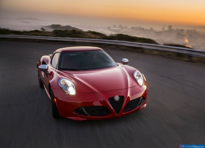 2015 Alfa Romeo 4C Coupe US-Version - фотография 29 из 94 2015 Alfa Romeo 4C Coupe US-Version - фотография 29 из 94