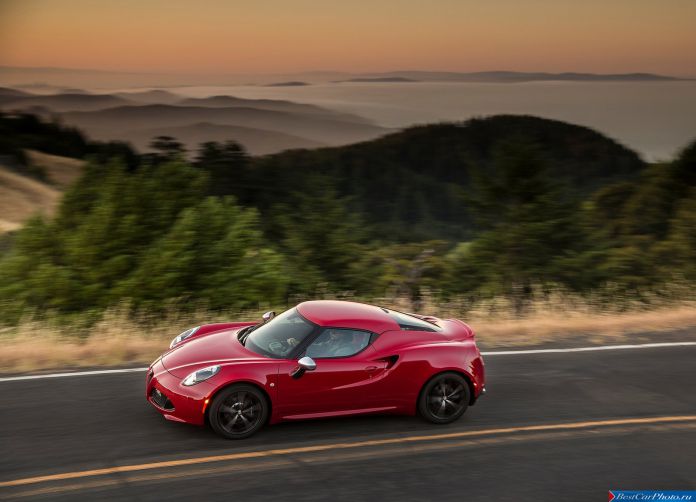 2015 Alfa Romeo 4C Coupe US-Version - фотография 38 из 94 2015 Alfa Romeo 4C Coupe US-Version - фотография 38 из 94