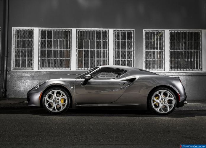 2015 Alfa Romeo 4C Coupe US-Version - фотография 39 из 94 2015 Alfa Romeo 4C Coupe US-Version - фотография 39 из 94