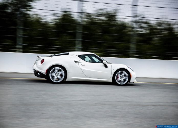 2015 Alfa Romeo 4C Coupe US-Version - фотография 57 из 94 2015 Alfa Romeo 4C Coupe US-Version - фотография 57 из 94