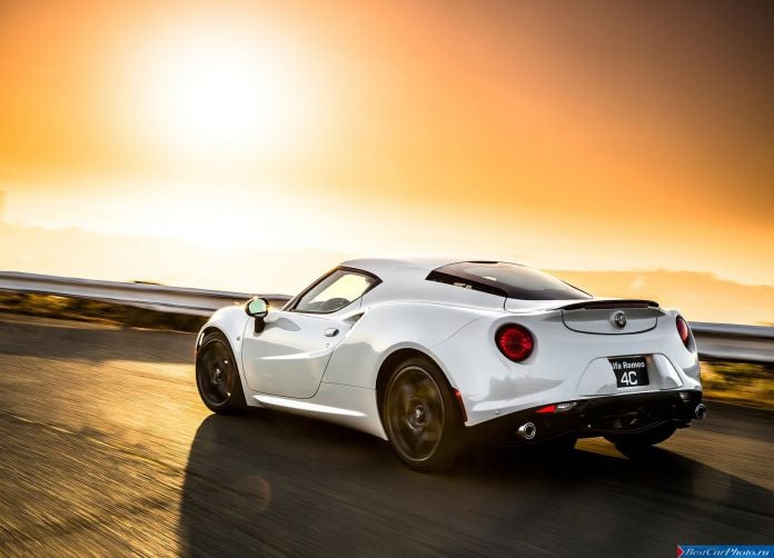 2015 Alfa Romeo 4C Coupe US-Version - фотография 60 из 94 2015 Alfa Romeo 4C Coupe US-Version - фотография 60 из 94