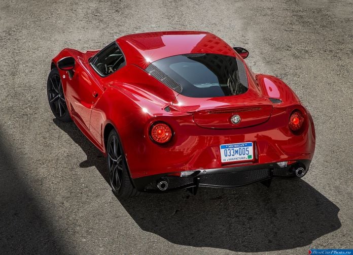 2015 Alfa Romeo 4C Coupe US-Version - фотография 64 из 94 2015 Alfa Romeo 4C Coupe US-Version - фотография 64 из 94