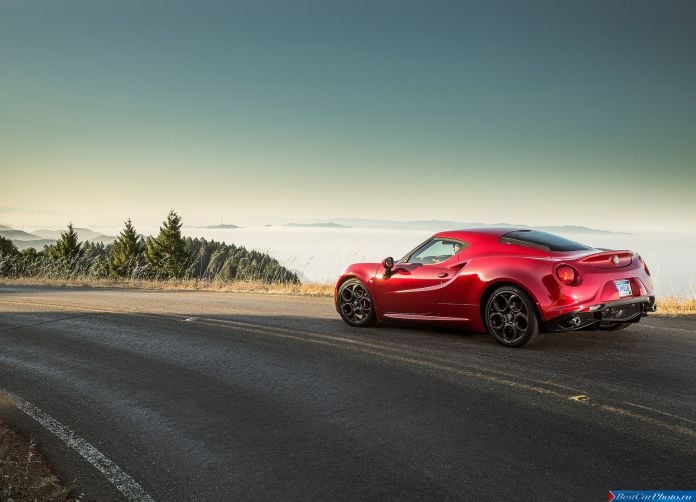 2015 Alfa Romeo 4C Coupe US-Version - фотография 83 из 94 2015 Alfa Romeo 4C Coupe US-Version - фотография 83 из 94