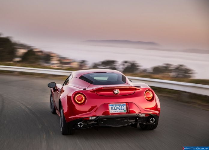 2015 Alfa Romeo 4C Coupe US-Version - фотография 87 из 94 2015 Alfa Romeo 4C Coupe US-Version - фотография 87 из 94