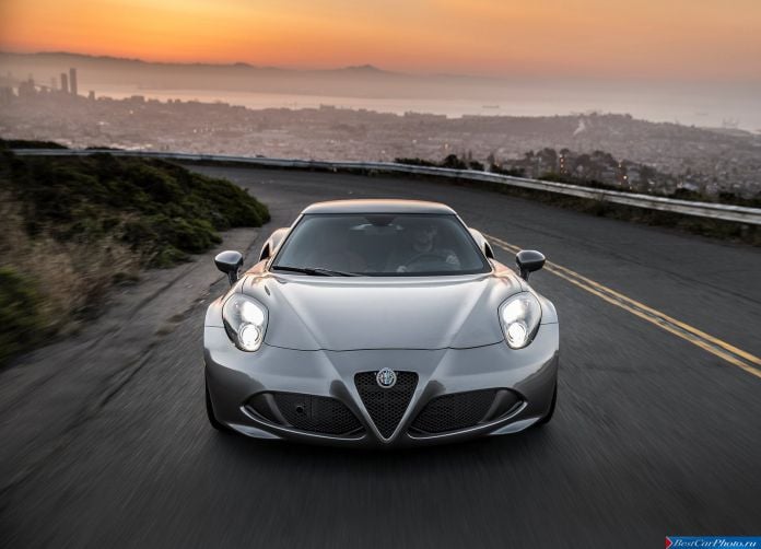 2015 Alfa Romeo 4C Coupe US-Version - фотография 90 из 94 2015 Alfa Romeo 4C Coupe US-Version - фотография 90 из 94