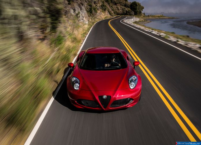 2015 Alfa Romeo 4C Coupe US-Version - фотография 93 из 94
