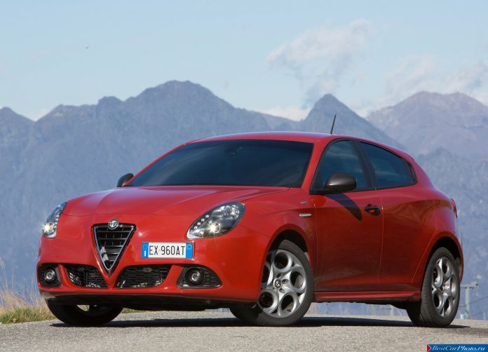 2015 Alfa Romeo Giulietta Sprint - фотография 3 из 76 2015 Alfa Romeo Giulietta Sprint - фотография 3 из 76