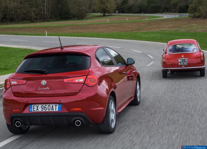 2015 Alfa Romeo Giulietta Sprint - фотография 47 из 76 2015 Alfa Romeo Giulietta Sprint - фотография 47 из 76