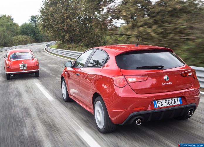 2015 Alfa Romeo Giulietta Sprint - фотография 49 из 76 2015 Alfa Romeo Giulietta Sprint - фотография 49 из 76