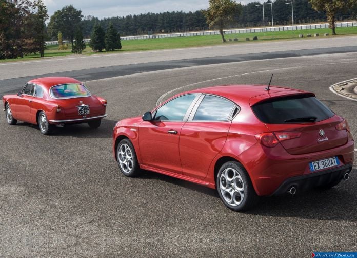 2015 Alfa Romeo Giulietta Sprint - фотография 51 из 76 2015 Alfa Romeo Giulietta Sprint - фотография 51 из 76