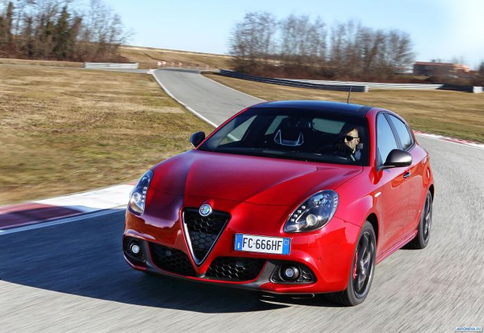 2016 Alfa Romeo Giulietta - фотография 15 из 30 2016 Alfa Romeo Giulietta - фотография 15 из 30