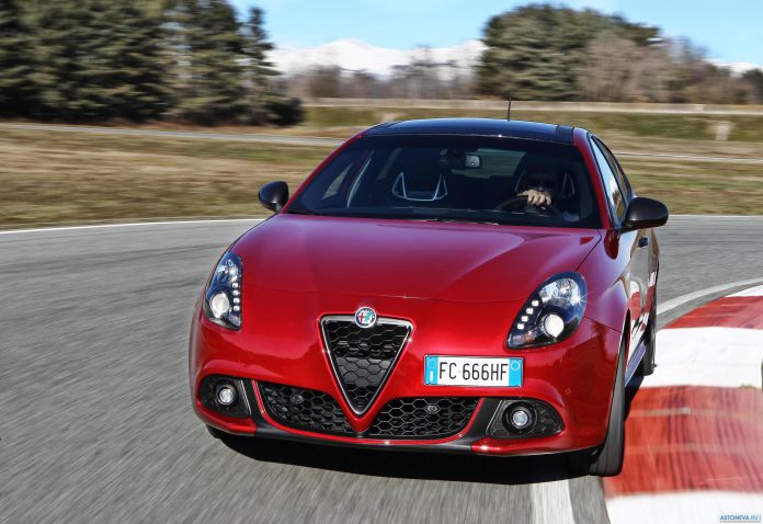 2016 Alfa Romeo Giulietta - фотография 16 из 30 2016 Alfa Romeo Giulietta - фотография 16 из 30