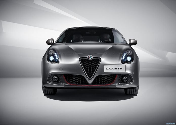 2016 Alfa Romeo Giulietta - фотография 25 из 30 2016 Alfa Romeo Giulietta - фотография 25 из 30
