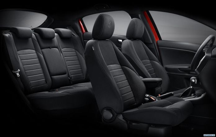2016 Alfa Romeo Giulietta - фотография 27 из 30 2016 Alfa Romeo Giulietta - фотография 27 из 30