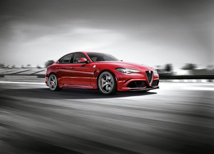 2016 Alfa Romeo Giulia - фотография 1 из 95 2016 Alfa Romeo Giulia - фотография 1 из 95