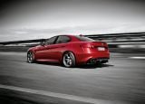 alfa_romeo_2016_giulia_008.jpg