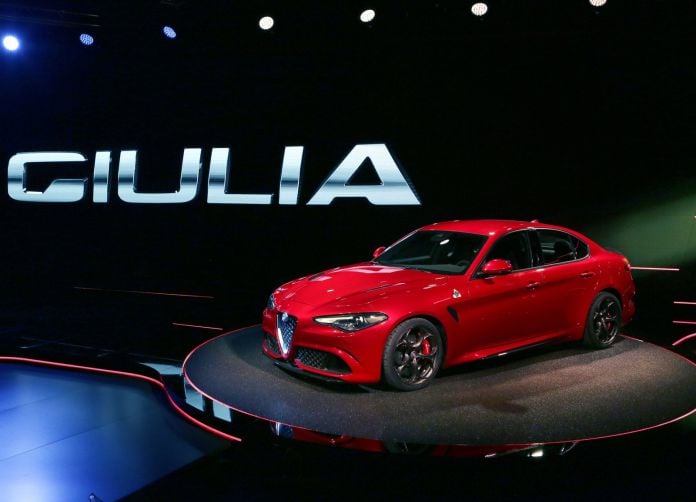 2016 Alfa Romeo Giulia - фотография 13 из 95 2016 Alfa Romeo Giulia - фотография 13 из 95