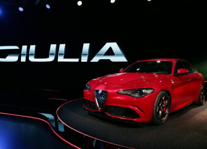 2016 Alfa Romeo Giulia - фотография 15 из 95 2016 Alfa Romeo Giulia - фотография 15 из 95