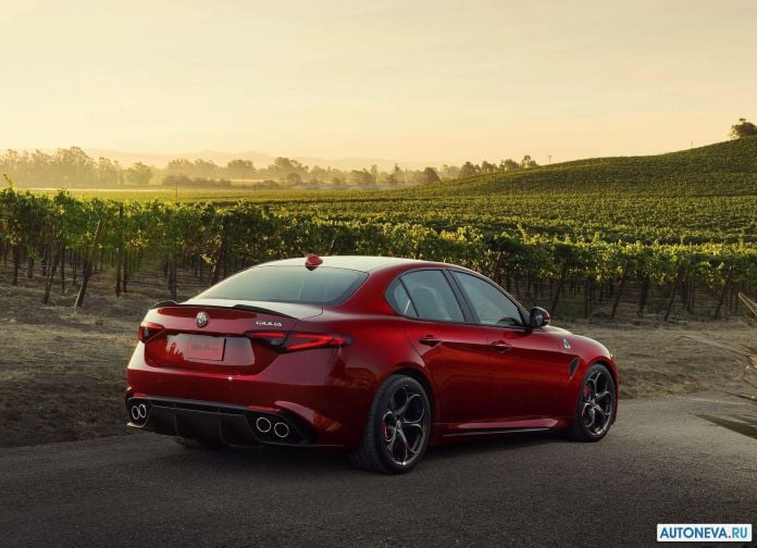 2016 Alfa Romeo Giulia - фотография 29 из 95